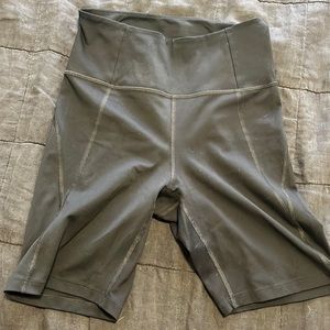 Girlfriend Collective bike shorts - compression fabric size small. High rise.